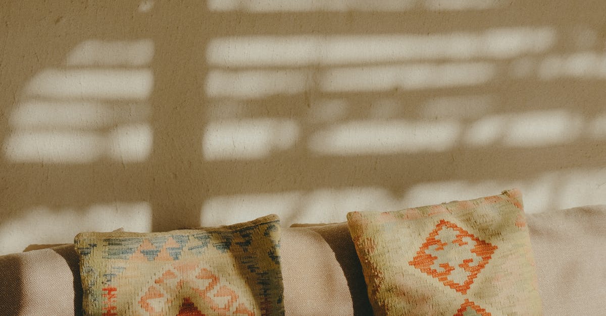 How much to pay for moroccan pouf?