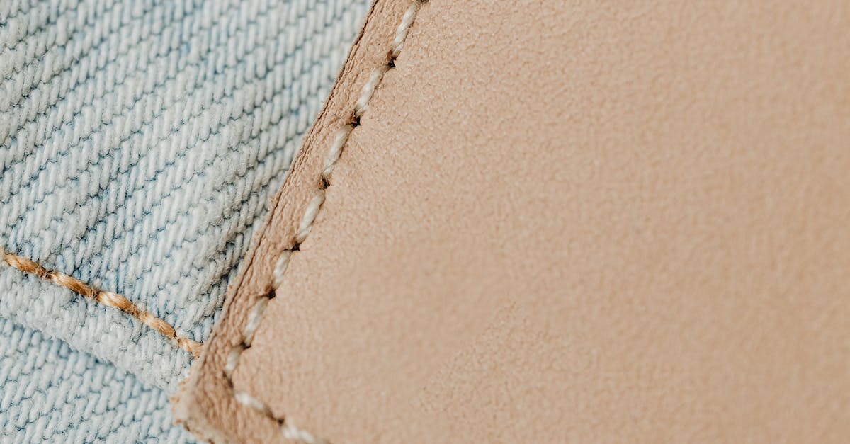 What is the point of a pouf?